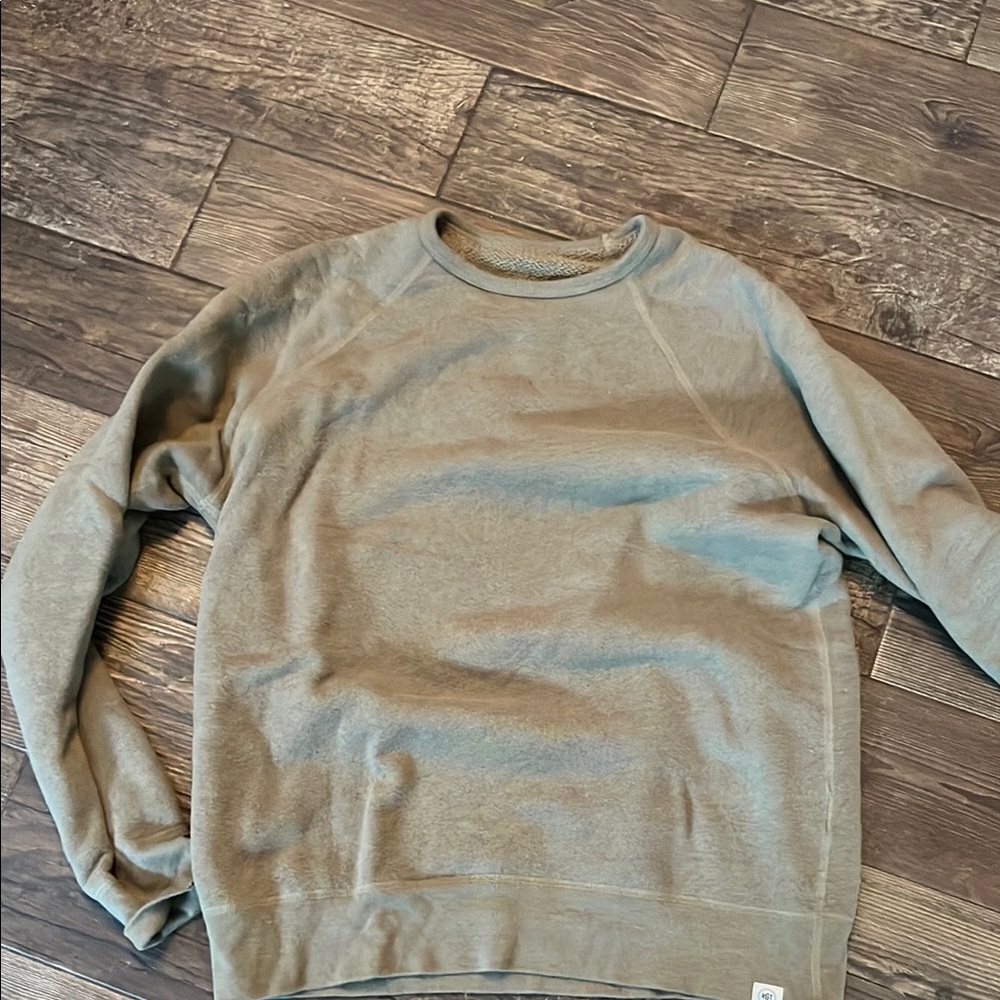Rogue Territory Gray Crewneck Sweater